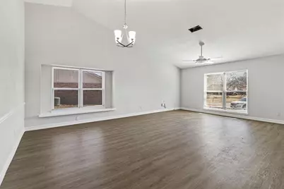 3013 Majestic Court, Garland, TX 75040 - Photo 3