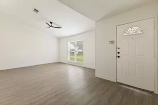 3013 Majestic Ct, Garland, TX 75040 - Photo 9
