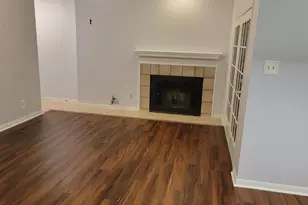 2103 Friendly Dr, Arlington, TX 76011 - Photo 7