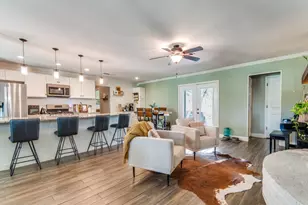 716 Thousand Oaks Dr, Hurst, TX 76054 - Photo 9
