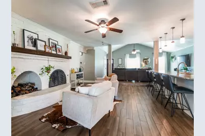716 Thousand Oaks Drive, Hurst, TX 76054 - Photo 17