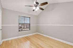 906 Canal St, Irving, TX 75063 - Photo 27