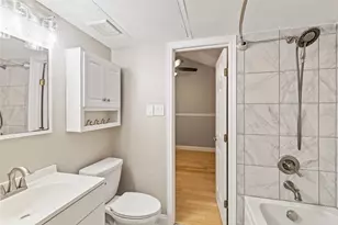 906 Canal St, Irving, TX 75063 - Photo 25