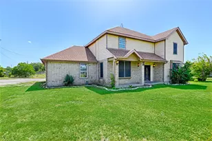 8700 Sallys Wy, Alvarado, TX 76009 - Photo 3