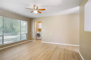 4801 Bellcrest Ct, Fort Worth, TX 76135 - Photo 5