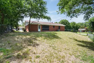 4801 Bellcrest Ct, Fort Worth, TX 76135 - Photo 17