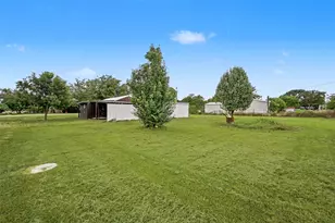 1304 Terry Dr, Willow Park, TX 76008 - Photo 9