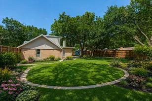 100 N Gentle Dr, Richardson, TX 75080 - Photo 33