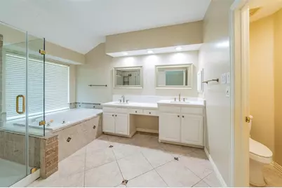 2231 Templeton Drive, Arlington, TX 76006 - Photo 13