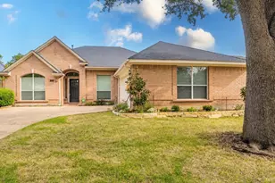 2231 Templeton Dr, Arlington, TX 76006 - Photo 1