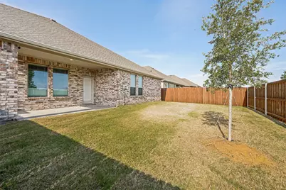 8153 Trudy Lane, Fort Worth, TX 76120 - Photo 31