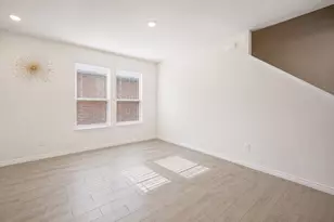 8153 Trudy Ln, Fort Worth, TX 76120 - Photo 5
