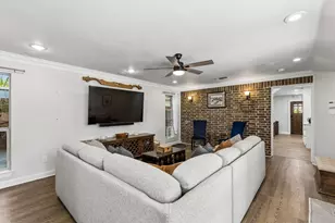 302 Denton Dr, Roanoke, TX 76262 - Photo 13
