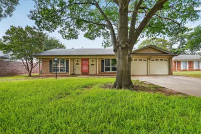 5016 Saint Lawrence Road, Fort Worth, TX 76103 - Photo 5