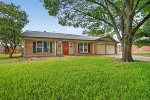 5016 St Lawrence Rd, Fort Worth, TX 76103 - Photo 1