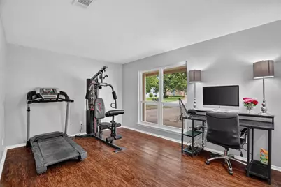 5016 Saint Lawrence Road, Fort Worth, TX 76103 - Photo 5