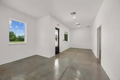 908 Cresthaven Drive #200, Euless, TX 76040 - Photo 9