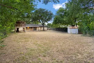 305 NE Todd St, Burleson, TX 76028 - Photo 27