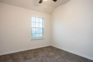 3235 Hunters Gln Dr, Aubrey, TX 76227 - Photo 23