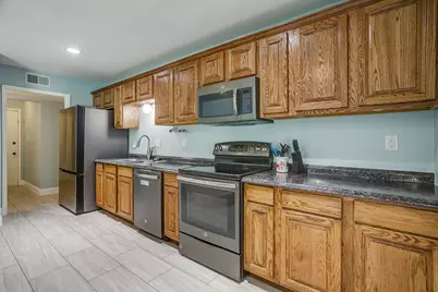 800 Poe Street, Azle, TX 76020 - Photo 7