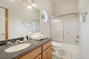 9709 Divot Dr, Granbury, TX 76049 - Photo 31