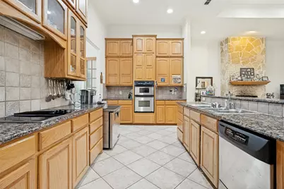 9709 Divot Drive, Granbury, TX 76049 - Photo 17