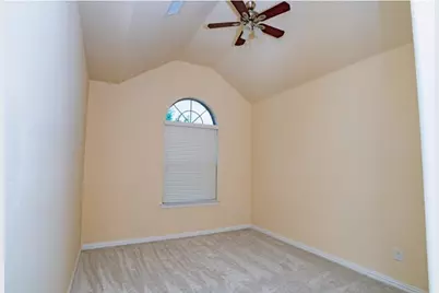 2439 Newcastle Bend, Irving, TX 75063 - Photo 25
