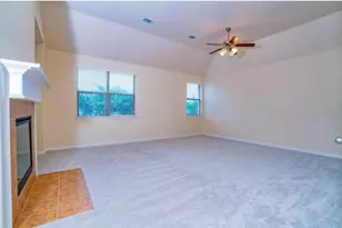 2439 Newcastle Bend, Irving, TX 75063 - Photo 11