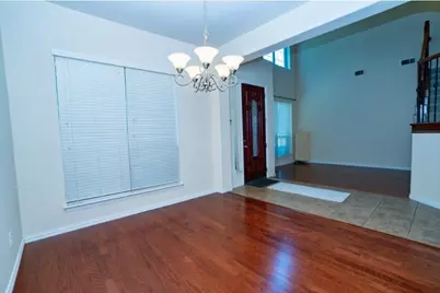 2439 Newcastle Bend, Irving, TX 75063 - Photo 5