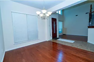 2439 Newcastle Bend, Irving, TX 75063 - Photo 5