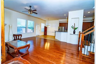 2439 Newcastle Bend, Irving, TX 75063 - Photo 7