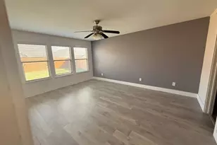 2004 Samantha Ln, Heartland, TX 75126 - Photo 3