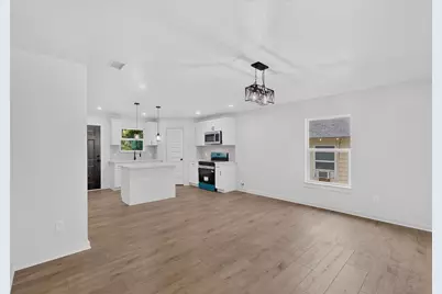 1531 Iowa Avenue, Dallas, TX 75216 - Photo 13