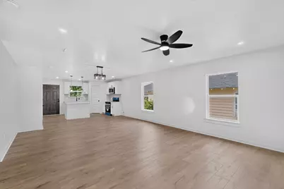 1531 Iowa Avenue, Dallas, TX 75216 - Photo 9