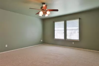 809 Robbin Circle, McKinney, TX 75072 - Photo 9
