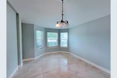 8033 Summer Stream Drive, Fort Worth, TX 76134 - Photo 13