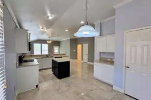 8033 Summer Stream Dr, Fort Worth, TX 76134 - Photo 11