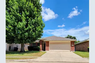 8033 Summer Stream Drive, Fort Worth, TX 76134 - Photo 1