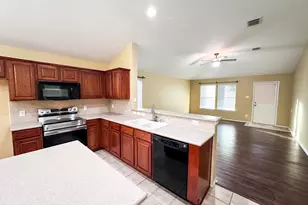3252 Torio, Grand Prairie, TX 75054 - Photo 9