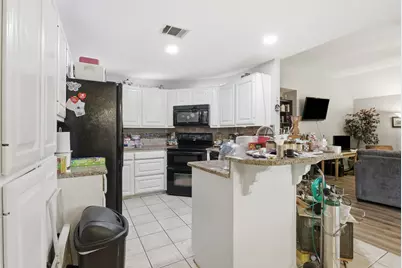 19007 White Bluff Drive, Whitney, TX 76692 - Photo 9