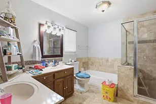 19007 White Bluff Dr, Whitney, TX 76692 - Photo 15