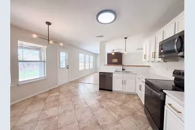 3605 Lazy River Ranch Road, Fort Worth, TX 76262 - Photo 11