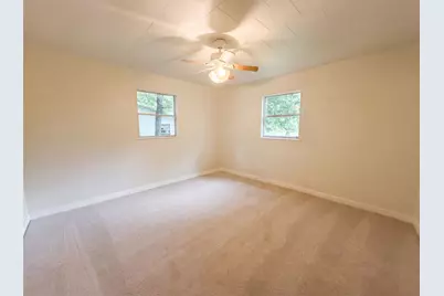 608 E Navasota Street, Groesbeck, TX 76642 - Photo 13
