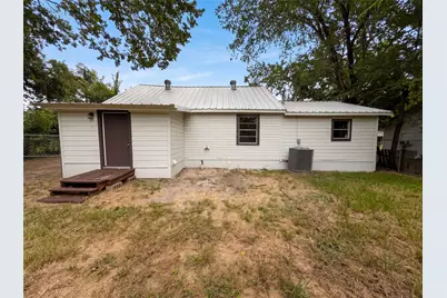 608 E Navasota Street, Groesbeck, TX 76642 - Photo 5