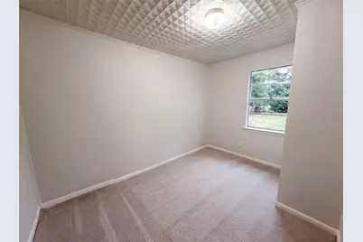 608 E Navasota Street, Groesbeck, TX 76642 - Photo 11