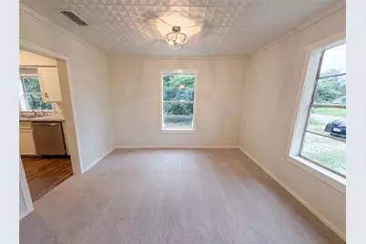 608 E Navasota Street, Groesbeck, TX 76642 - Photo 3