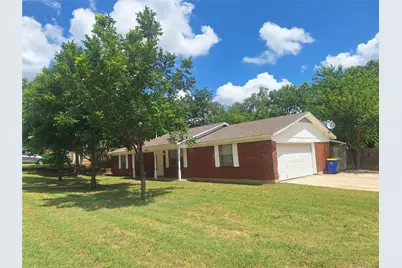 6005 Barry Drive, Watauga, TX 76148 - Photo 3