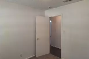 6005 Barry Dr, Watauga, TX 76148 - Photo 17
