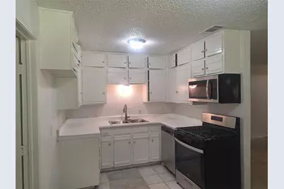 6005 Barry Drive, Watauga, TX 76148 - Photo 9