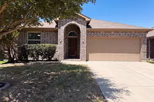 1108 Edgewater Dr, Azle, TX 76020 - Photo 1